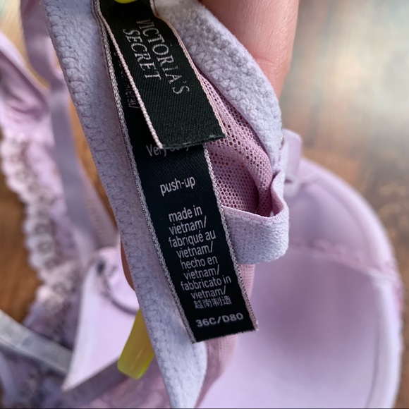 Victoria’s Secret Bra - Picture 5 of 5